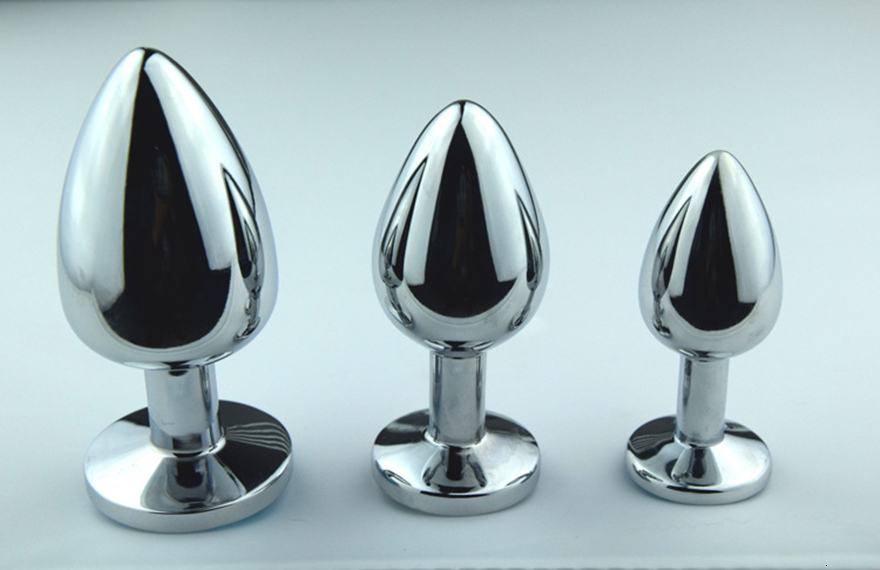 Quality Cross Fox Tail Metal Anal Plug Erotic Cosplay Sex Toy Available In 3 Sizes Gray And White - 7